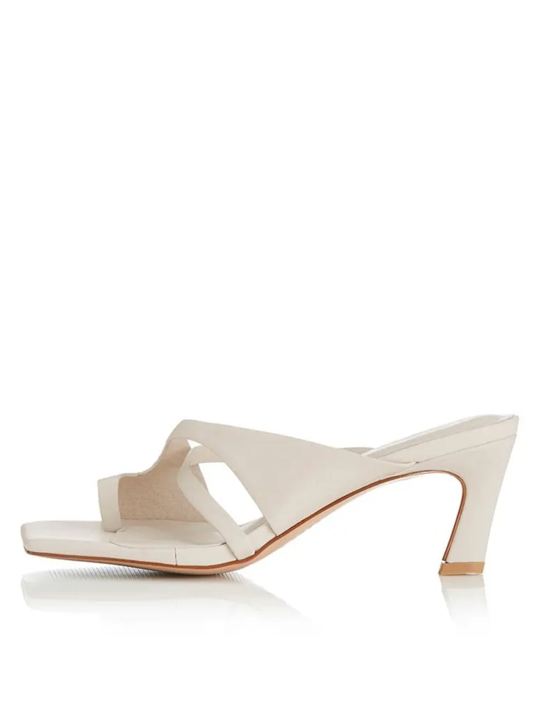 Alias Mae Raine Heel in Bone Leather