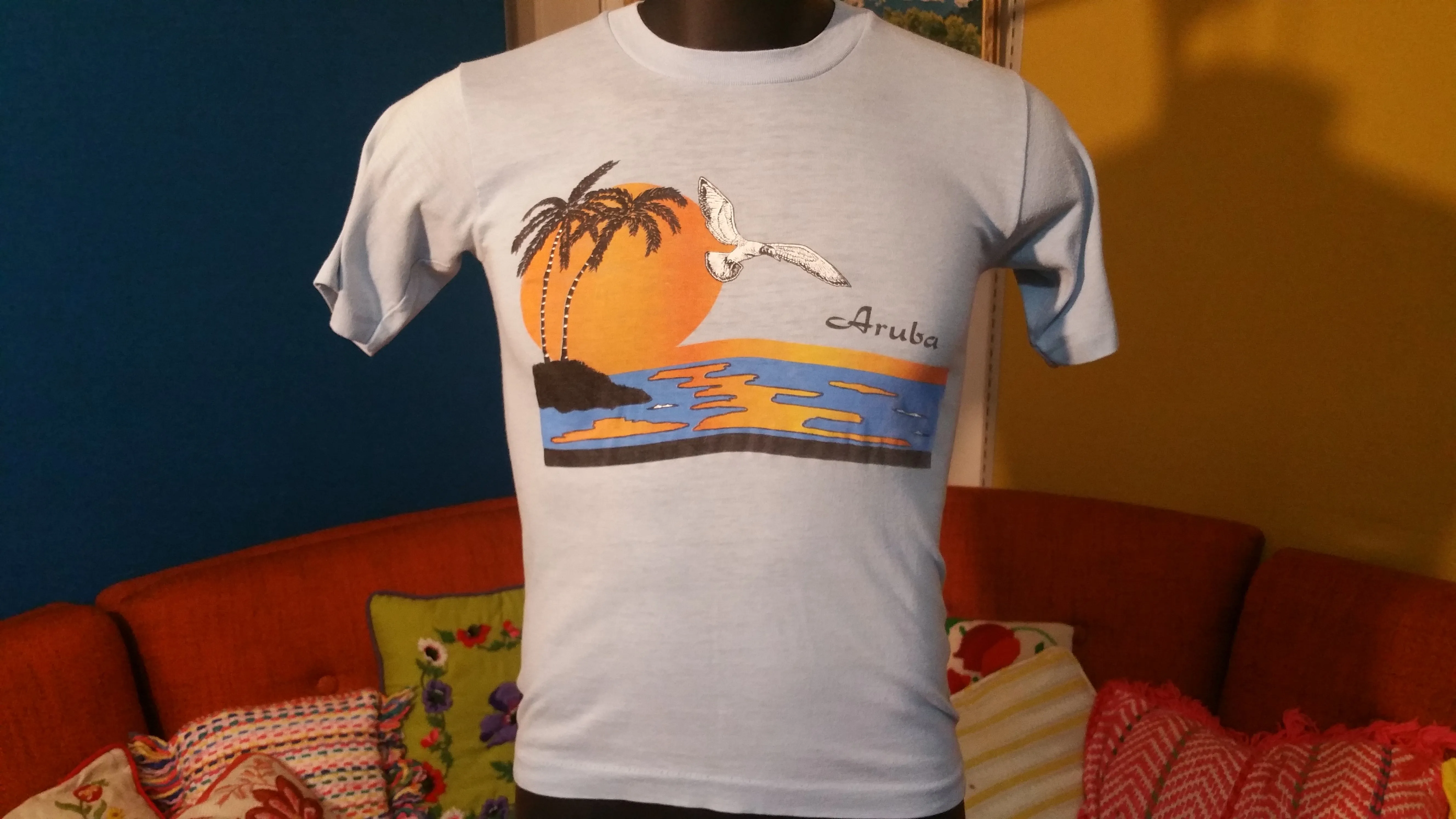 Aruba vintage XS T-shirt 1980's Beach Sunset w/ Bird