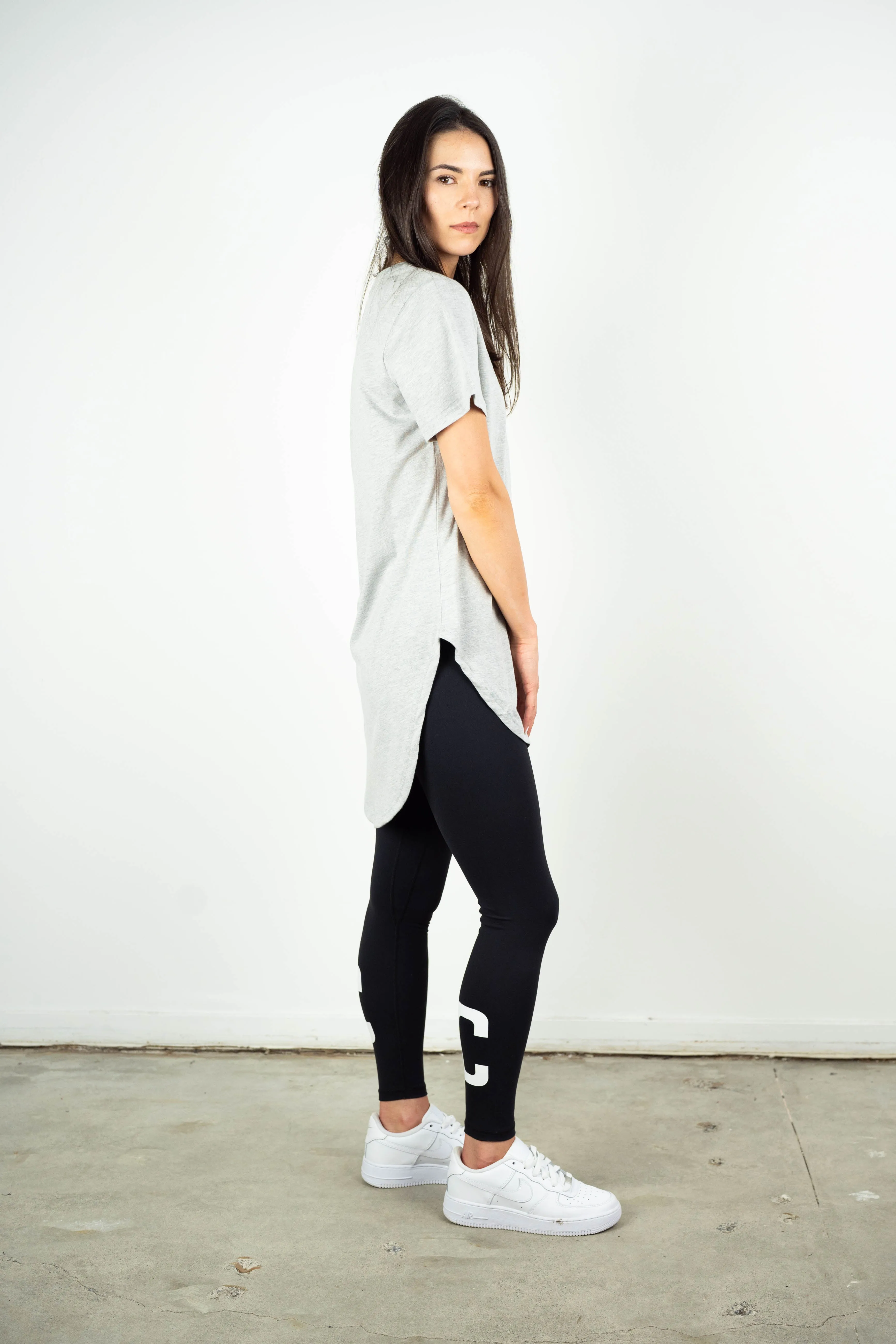 BASIC TEE GREY MARLE