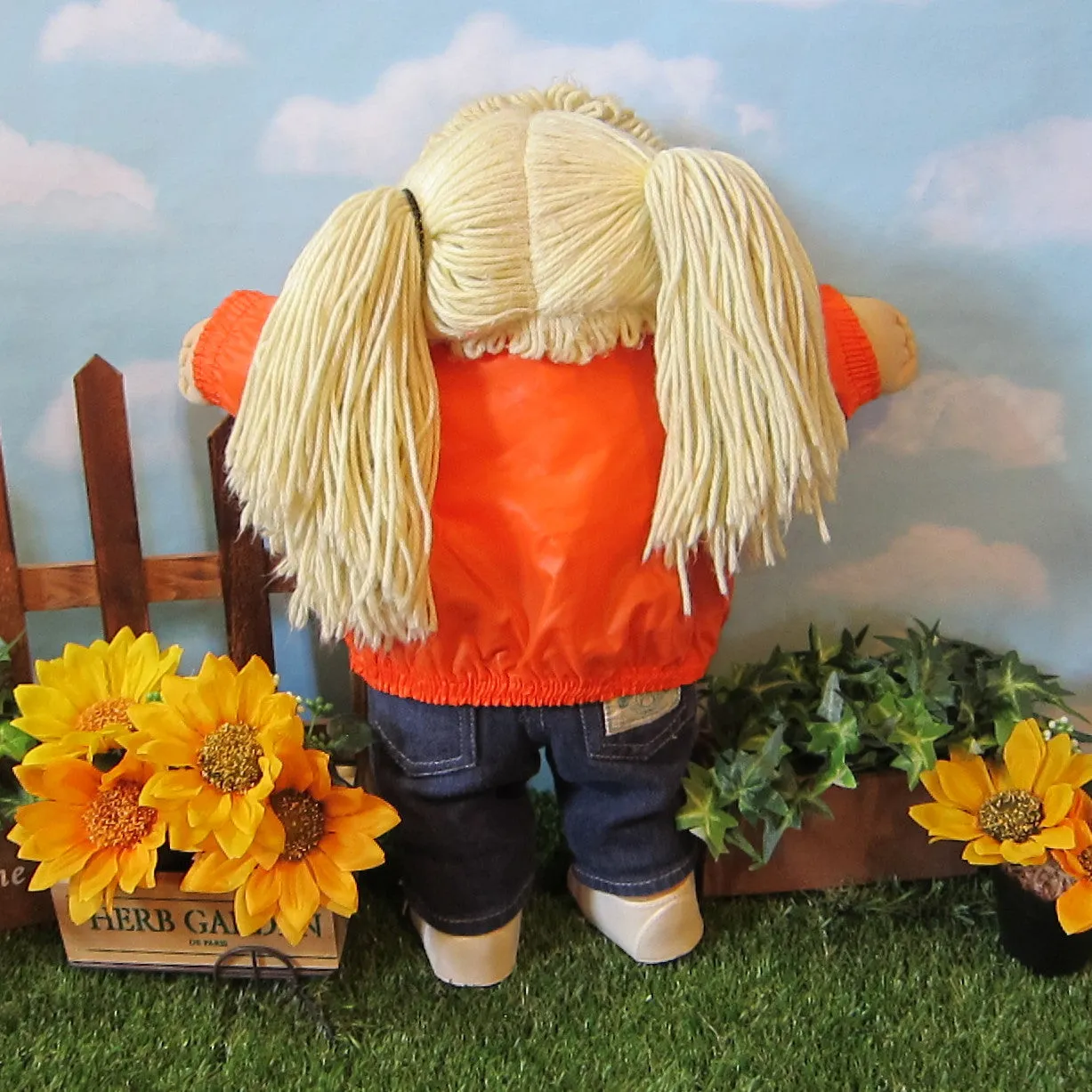 Cabbage Patch Kids Doll - Girl, Blonde Hair, Blue Eyes, Dimple