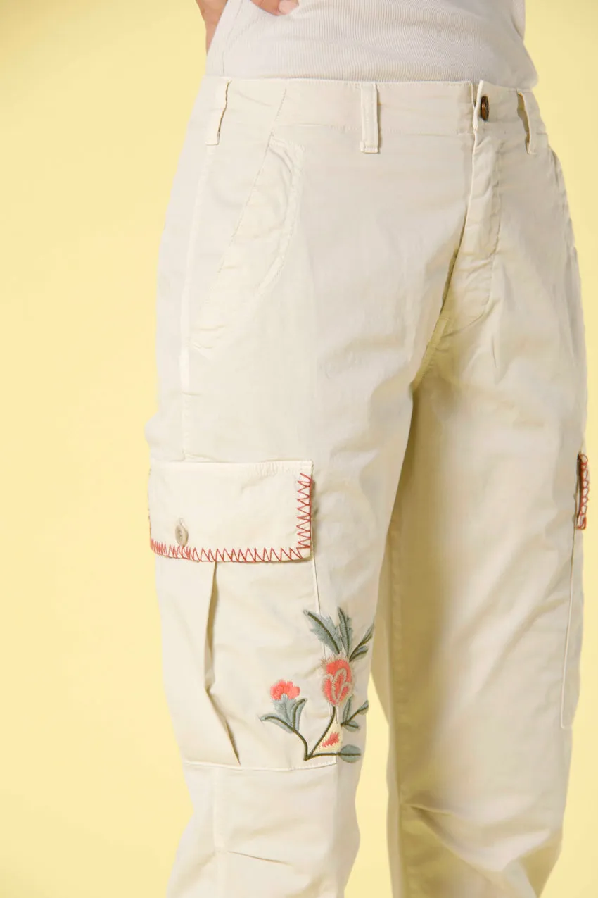 Judy Archivio pantalone cargo donna in twill di cotone con ricamo relaxed