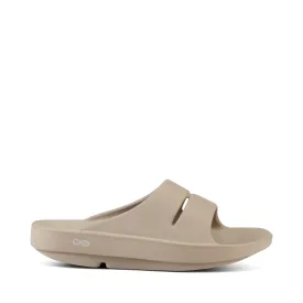 OOfos OOahh Slide Sandal in Nomad