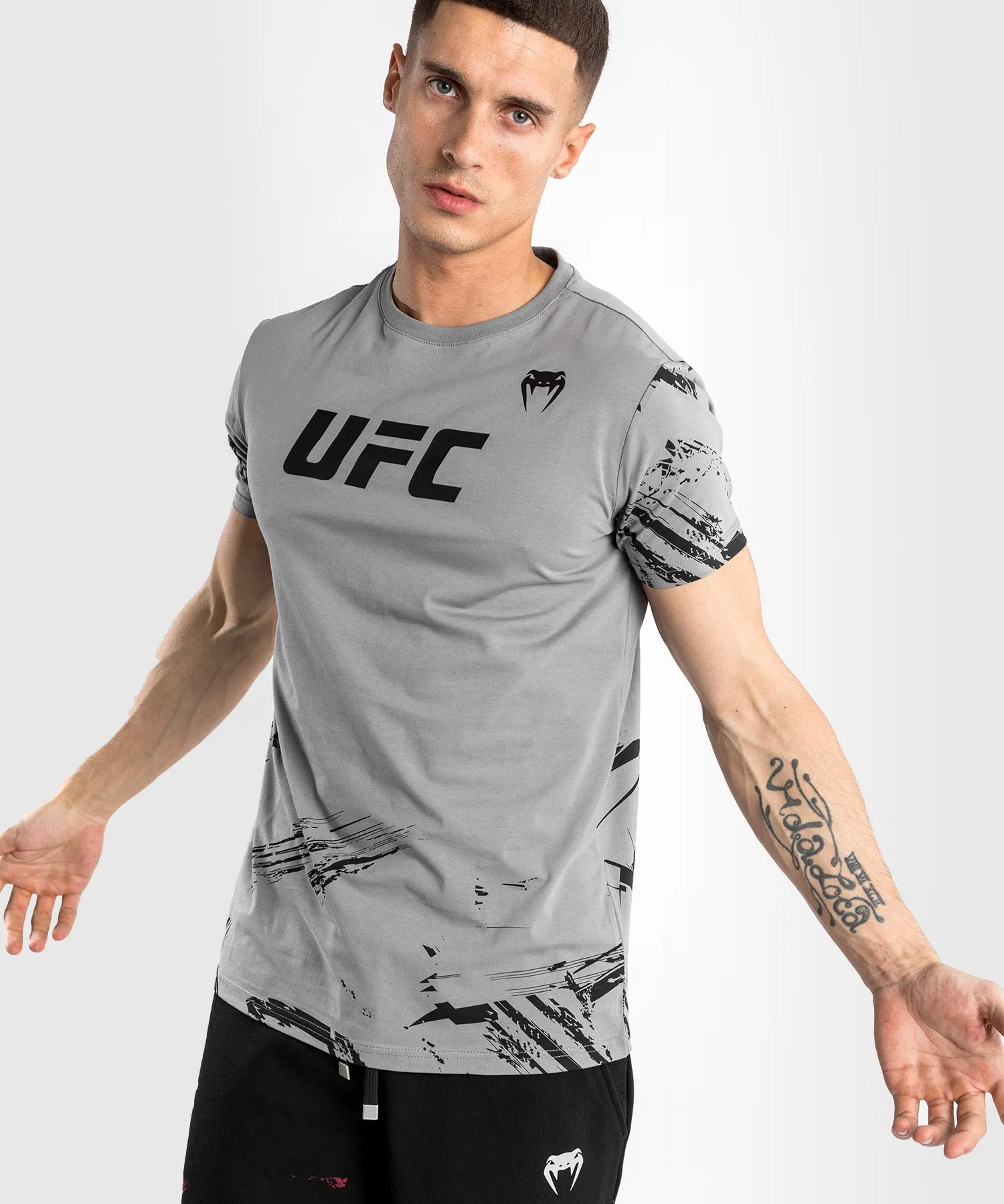 UFC Venum Authentic Fight Week 2.0 Men’s Short Sleeve T-Shirt - Grey