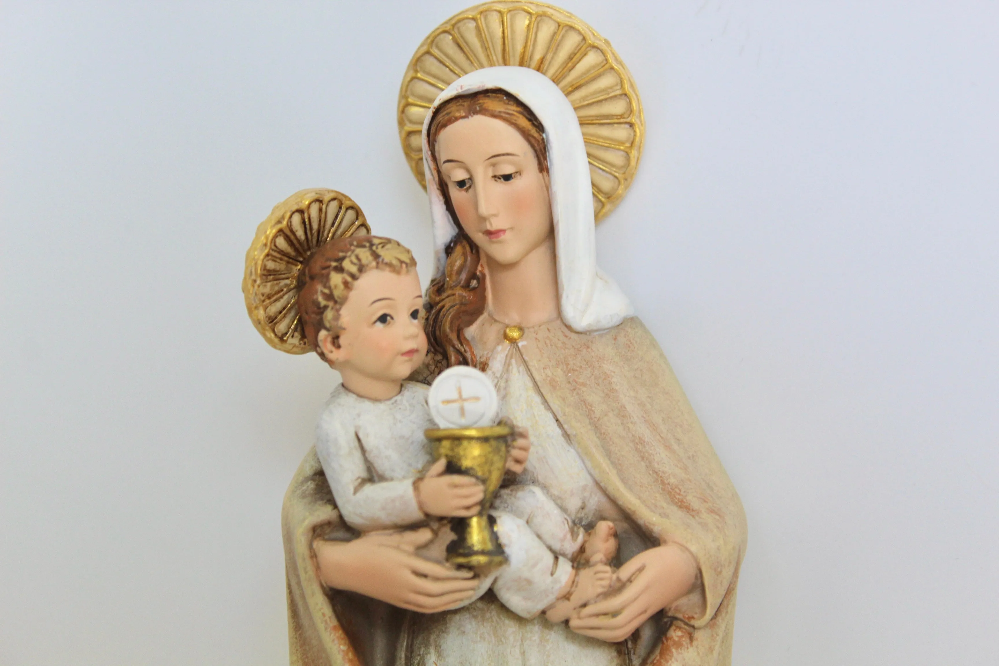 Virgin Mary Eucharist Statue