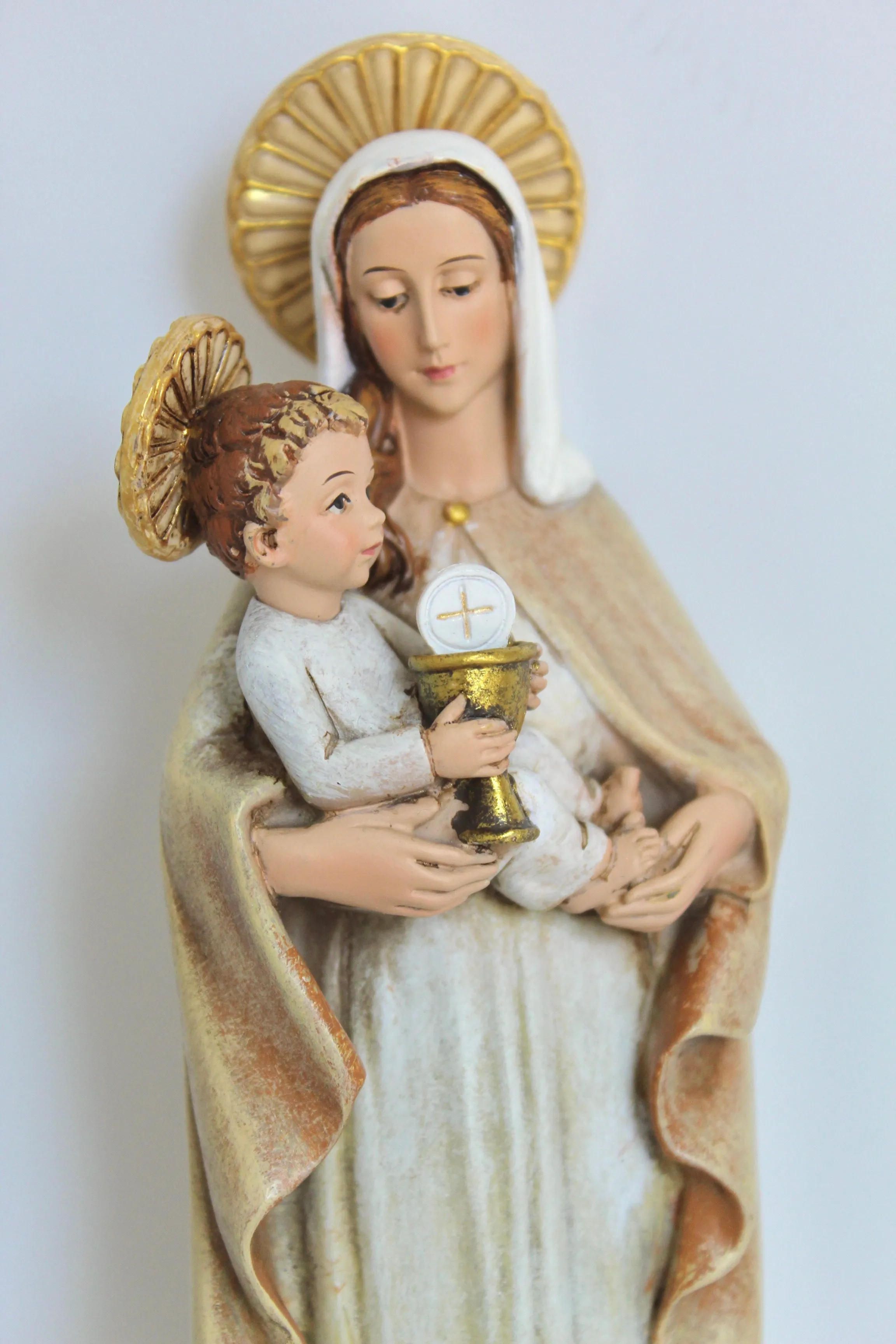 Virgin Mary Eucharist Statue